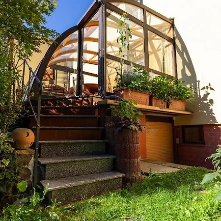 Theo 109 Apartman *
