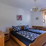 Theo 109 * لبسيا