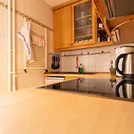 Theo 109 لبسيا