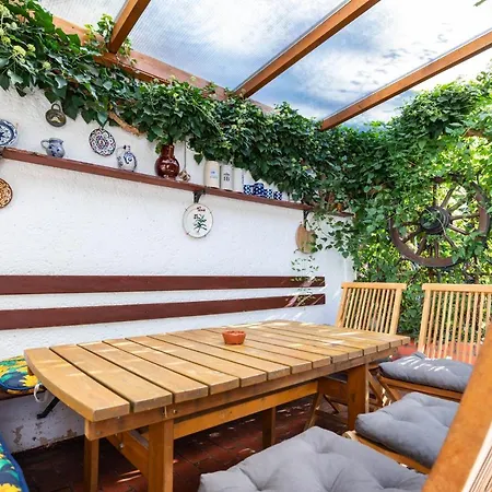 Theo 109 Διαμέρισμα *