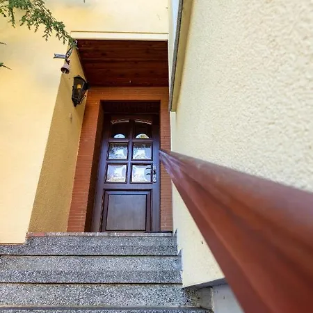 Theo 109 Apartman *